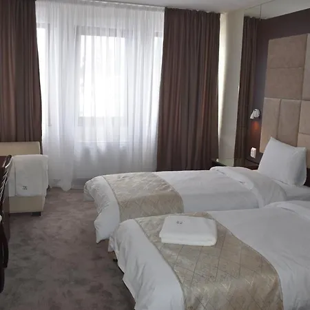 Family Hotel The View & Spa Tsigov Chark Esterno foto
