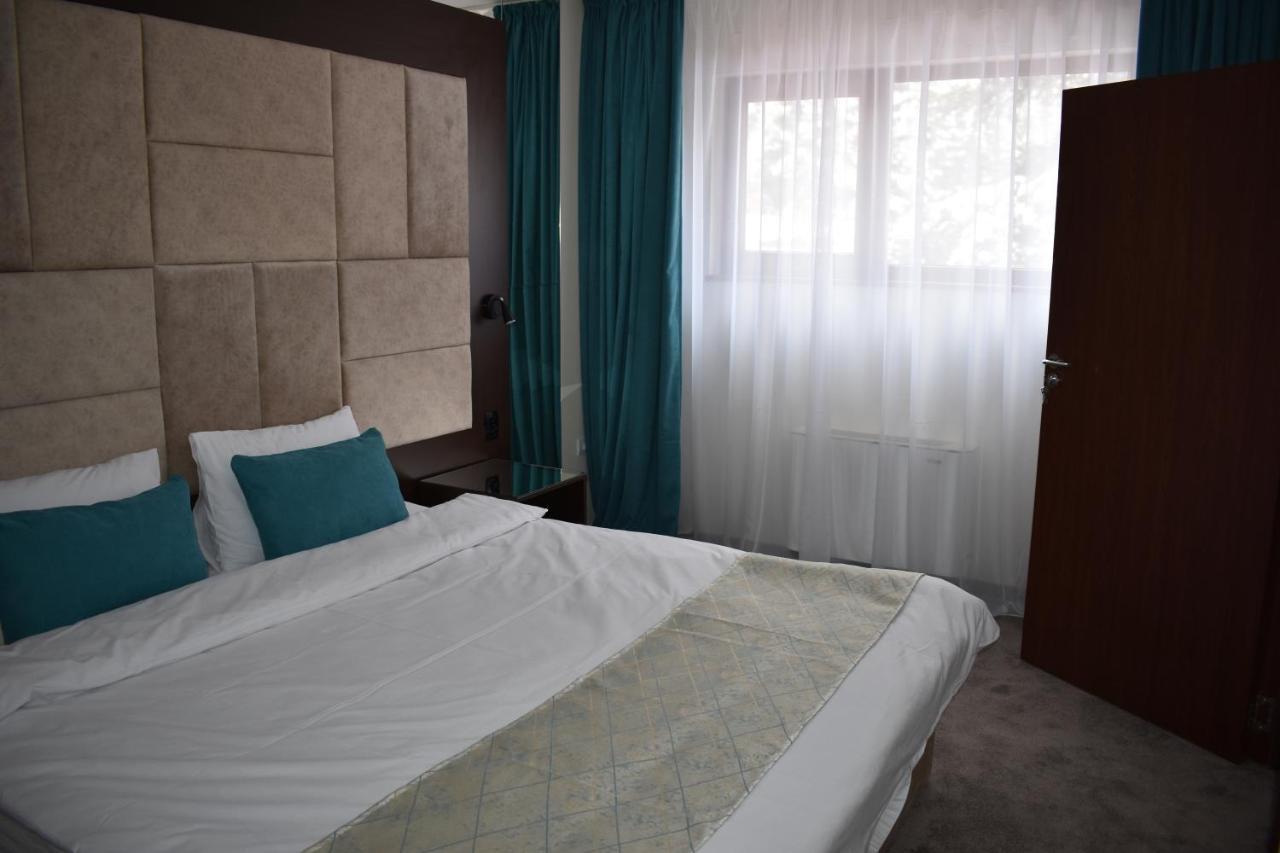 Family The View & Otel 3*